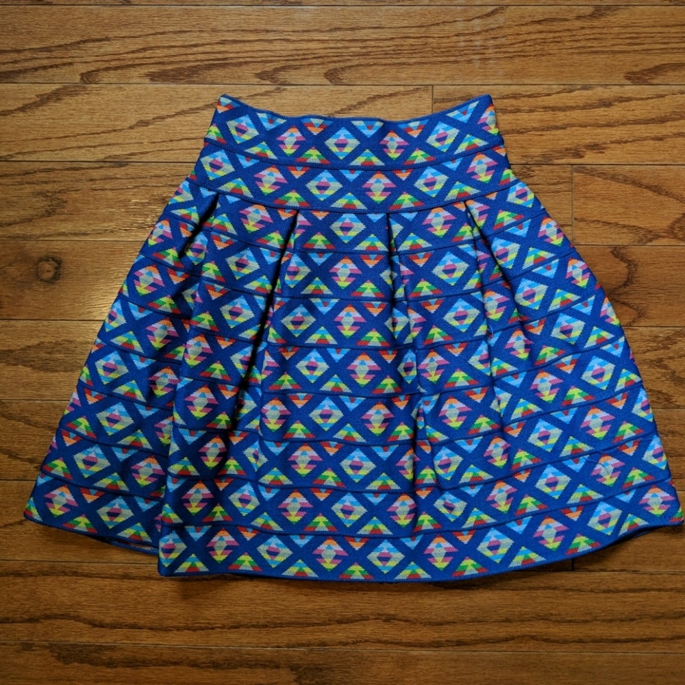 NWOT Super fun bubble skirt